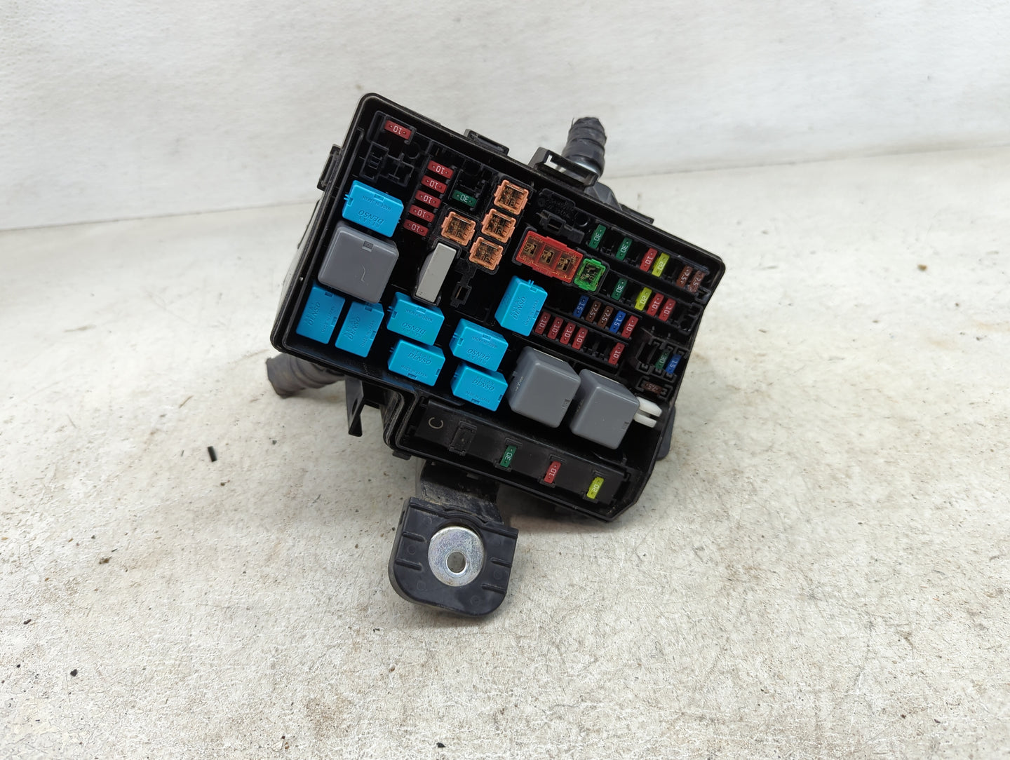 2013-2019 Toyota Prius Fusebox Fuse Box Panel Relay Module P/N:82662-52740 Fits Fits 2013 2014 2015 2016 2017 2018 2019 OEM 