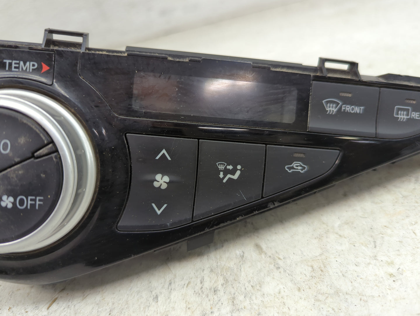 2016 Toyota Prius Climate Control Module Temperature AC/Heater Replacement P/N:555943-2060 555940-2050, 55900-52A30 Fits OEM