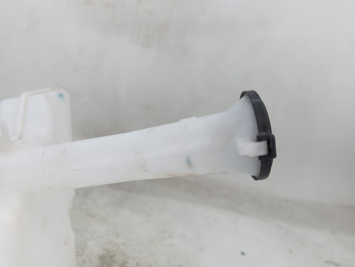 Toyota Prius Windshield Washer Fluid Reservoir Bottle Oem 1431845 - Oemusedautoparts1.com