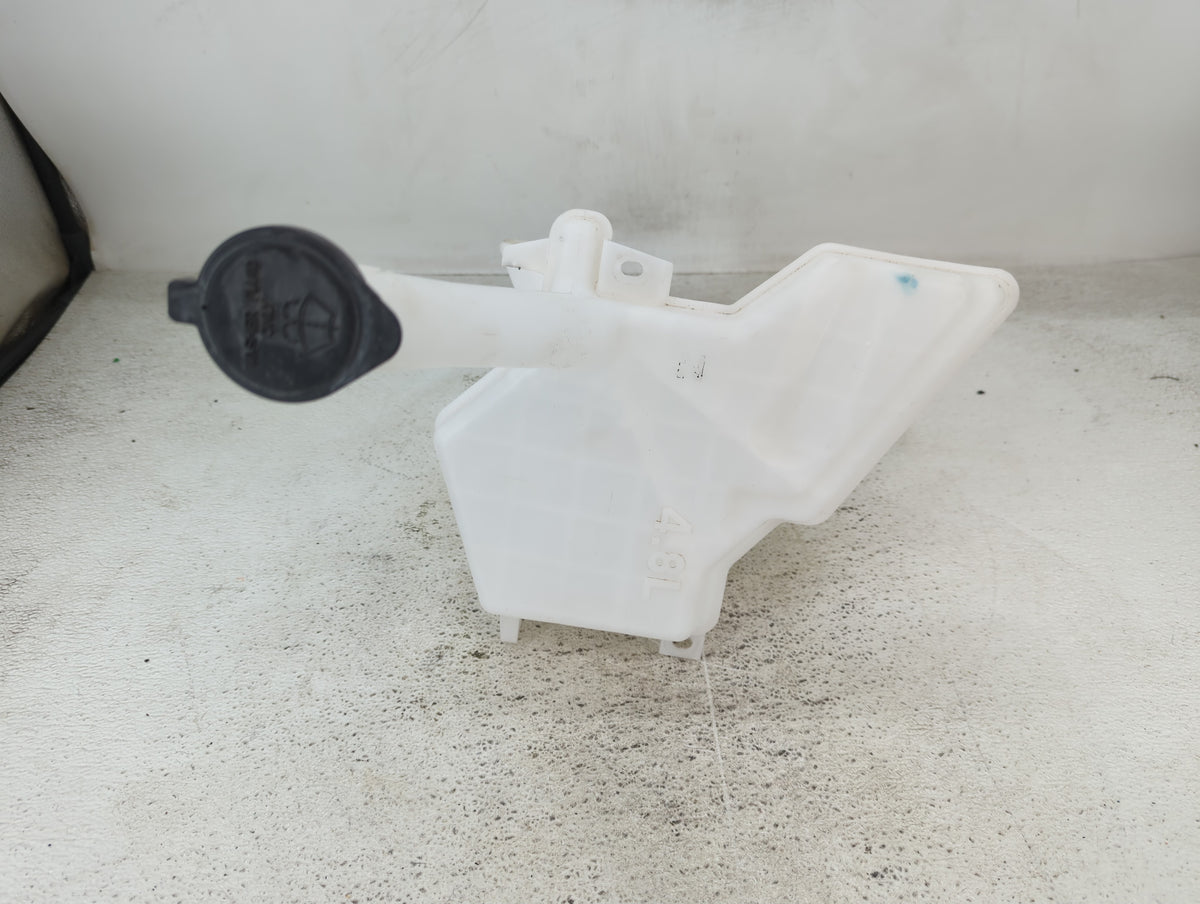 Toyota Prius Windshield Washer Fluid Reservoir Bottle Oem 1431845 - Oemusedautoparts1.com