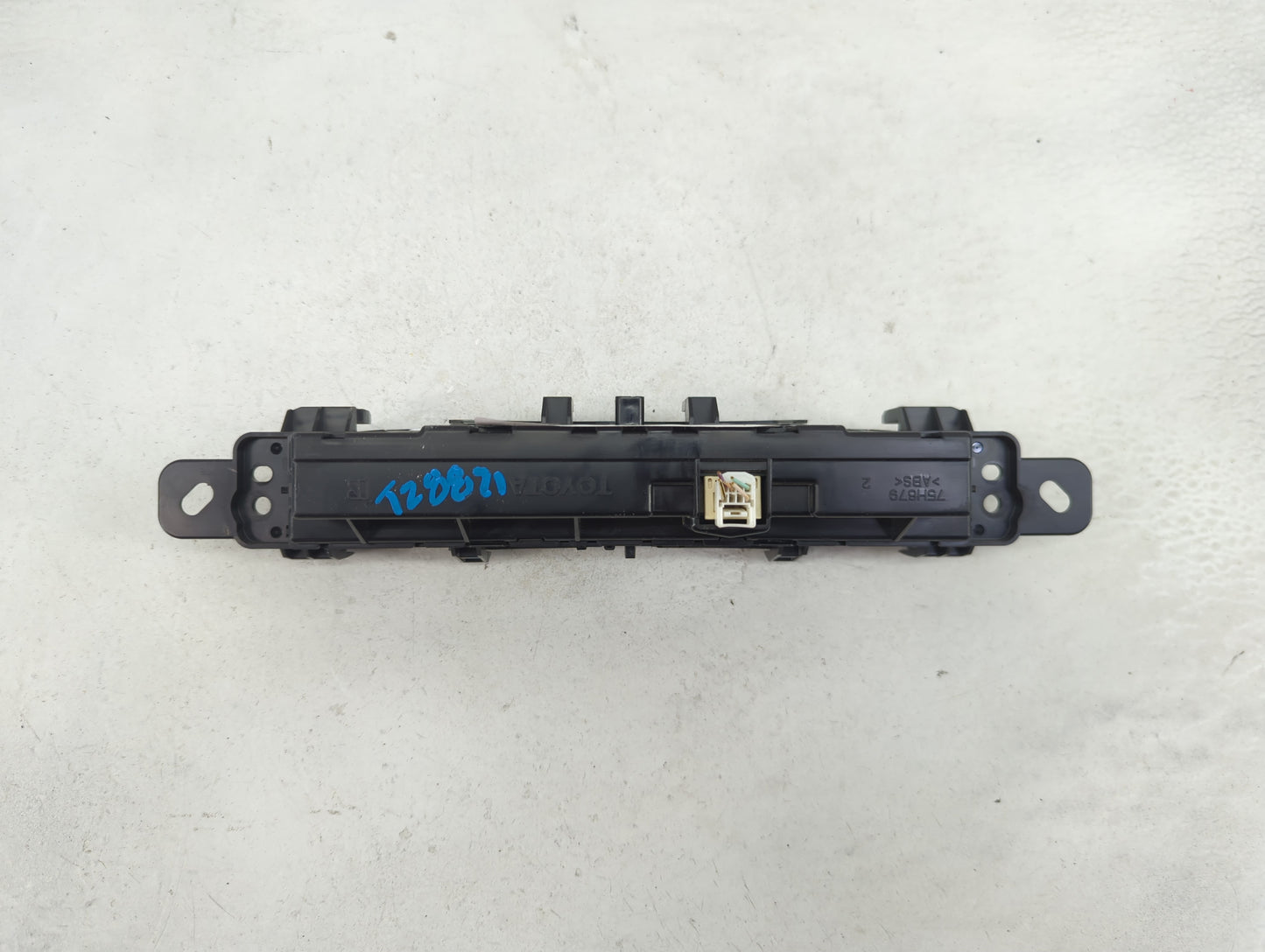 2016-2022 Toyota Prius Climate Control Module Temperature AC/Heater Replacement P/N:55900-47190 458-4066 Fits OEM Used Auto 