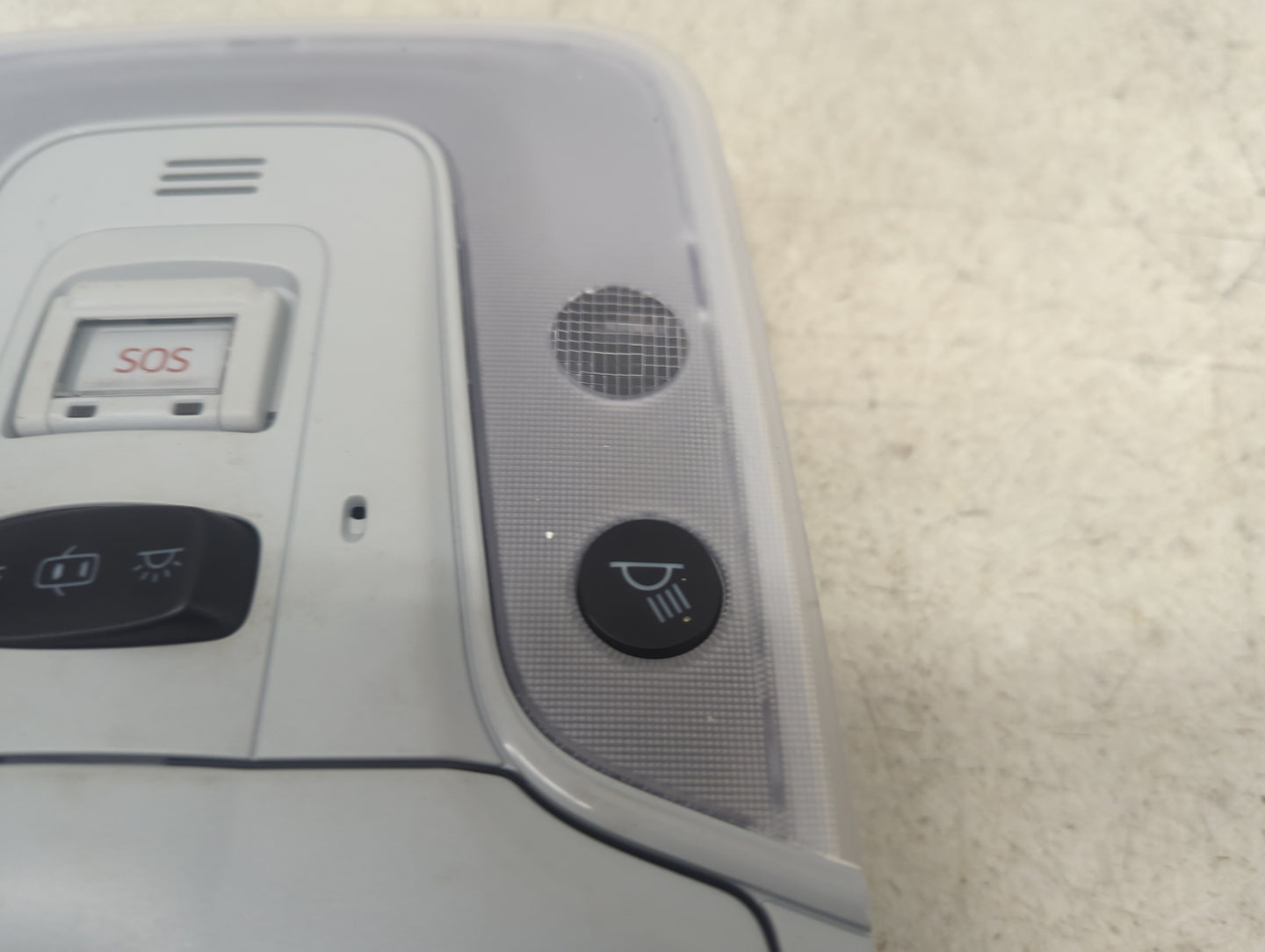 2016-2022 Toyota Prius Overhead Roof Console - Oemusedautoparts1.com