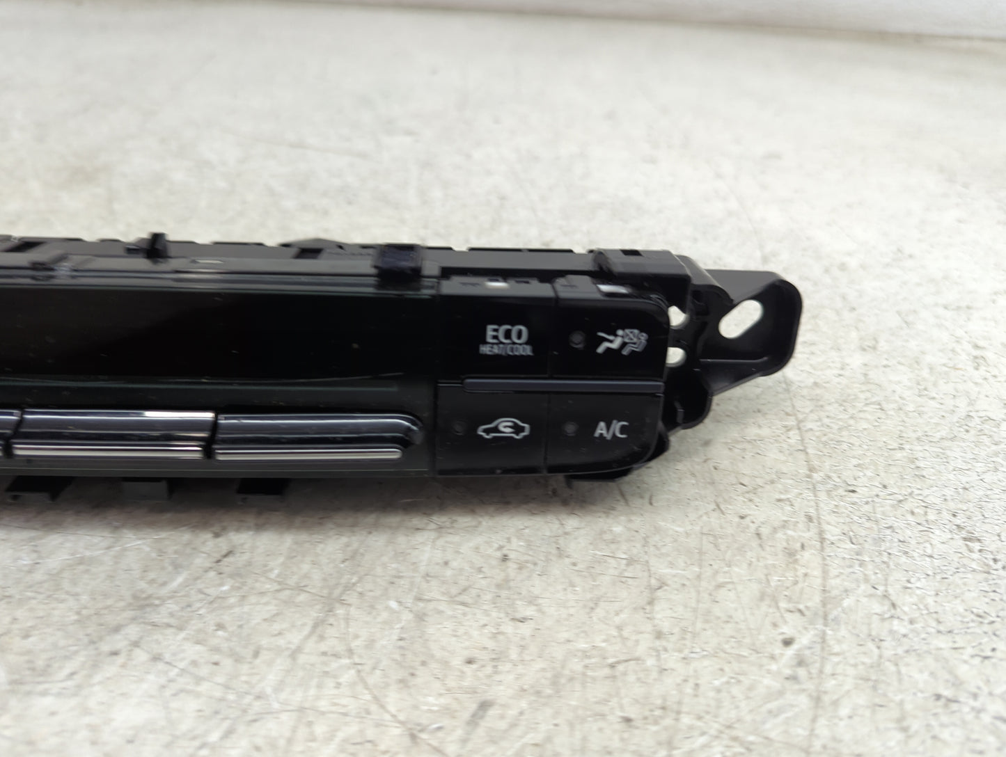 2016-2022 Toyota Prius Climate Control Module Temperature AC/Heater Replacement P/N:75H679 Fits OEM Used Auto Parts - Oemuse