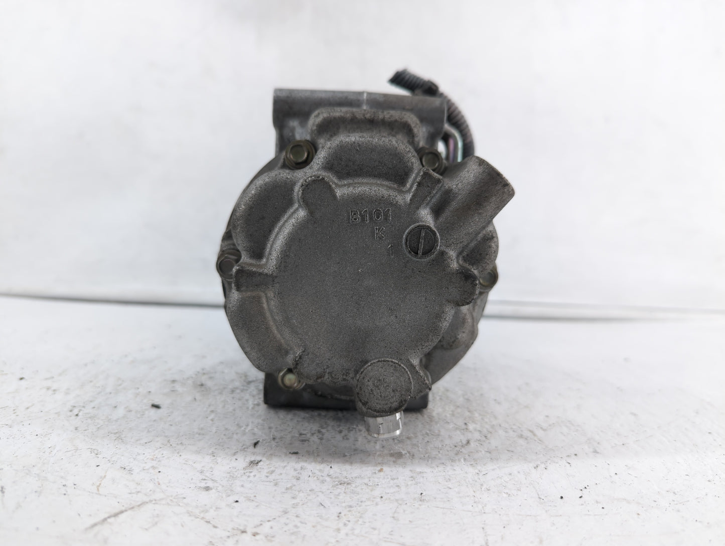 2016-2018 Toyota Prius Air Conditioning A/c Ac Compressor Oem - Oemusedautoparts1.com