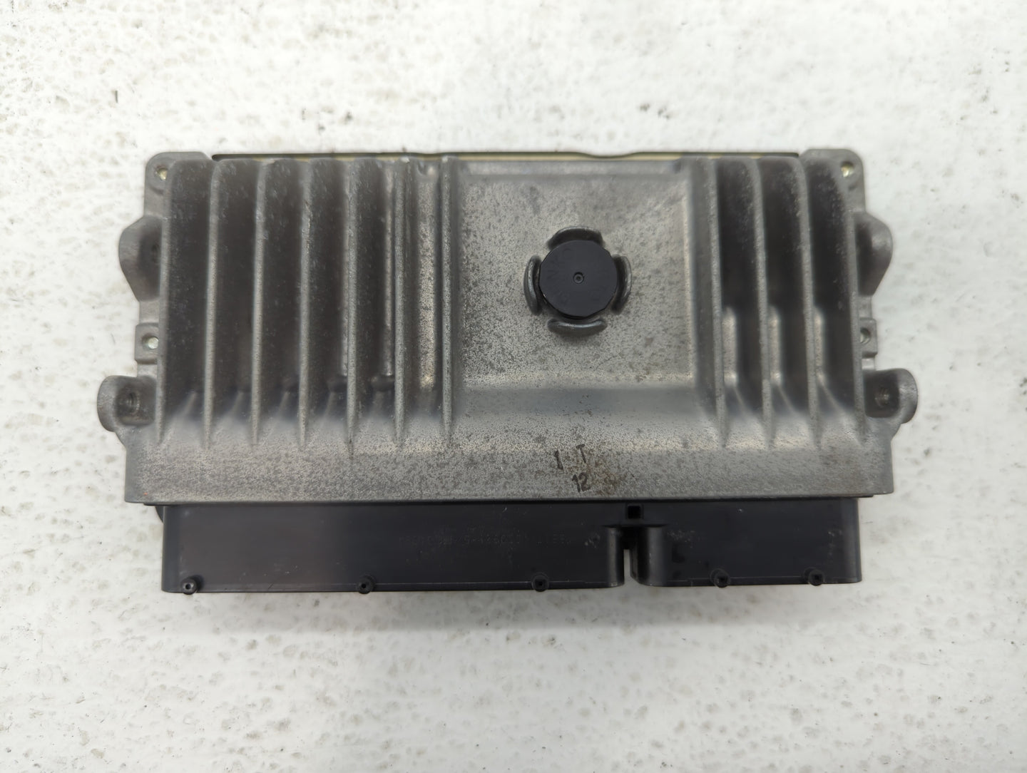 2016 Toyota Prius PCM Engine Control Computer ECU ECM PCU OEM P/N:89661-47640 89661-47650 Fits OEM Used Auto Parts - Oemused
