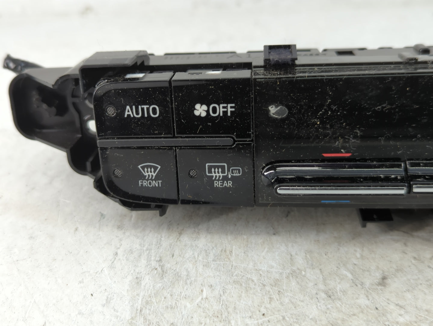 2016-2022 Toyota Prius Climate Control Module Temperature AC/Heater Replacement P/N:75H679 Fits OEM Used Auto Parts - Oemuse