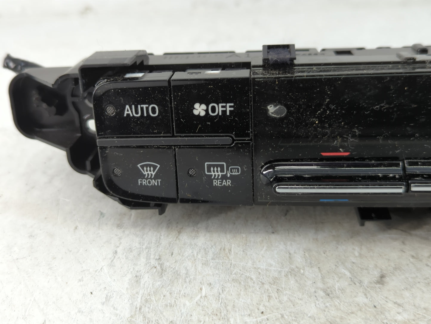 2016-2022 Toyota Prius Climate Control Module Temperature AC/Heater Replacement P/N:75H679 Fits OEM Used Auto Parts - Oemuse