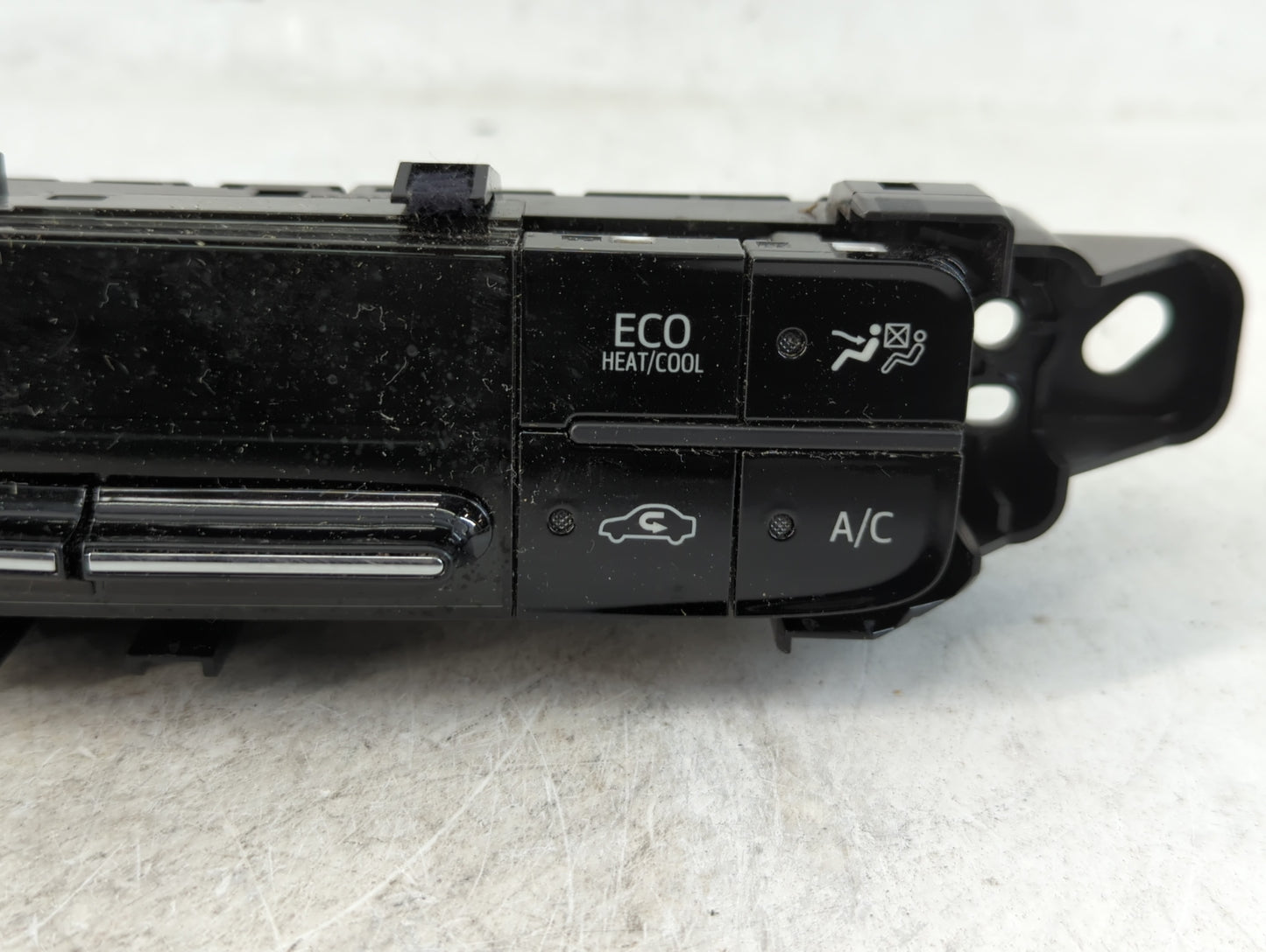 2016-2022 Toyota Prius Climate Control Module Temperature AC/Heater Replacement P/N:75H679 Fits OEM Used Auto Parts - Oemuse