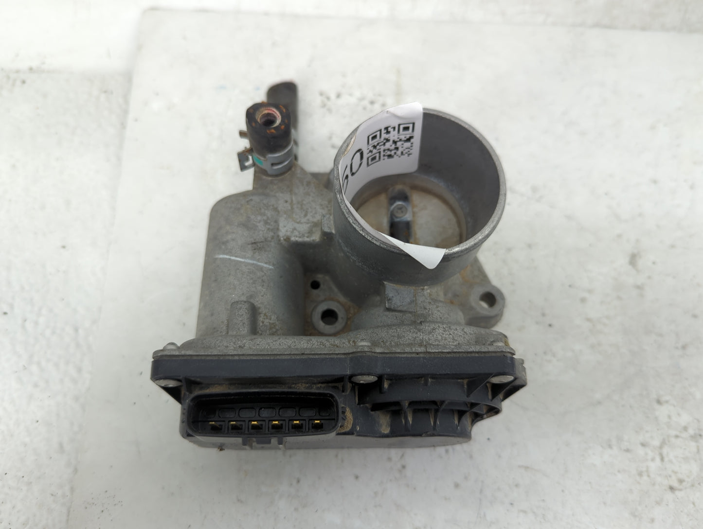2012-2019 Toyota Prius C Throttle Body P/N:22030-47040 Fits Fits 2012 2013 2014 2015 2016 2017 2018 2019 OEM Used Auto Parts