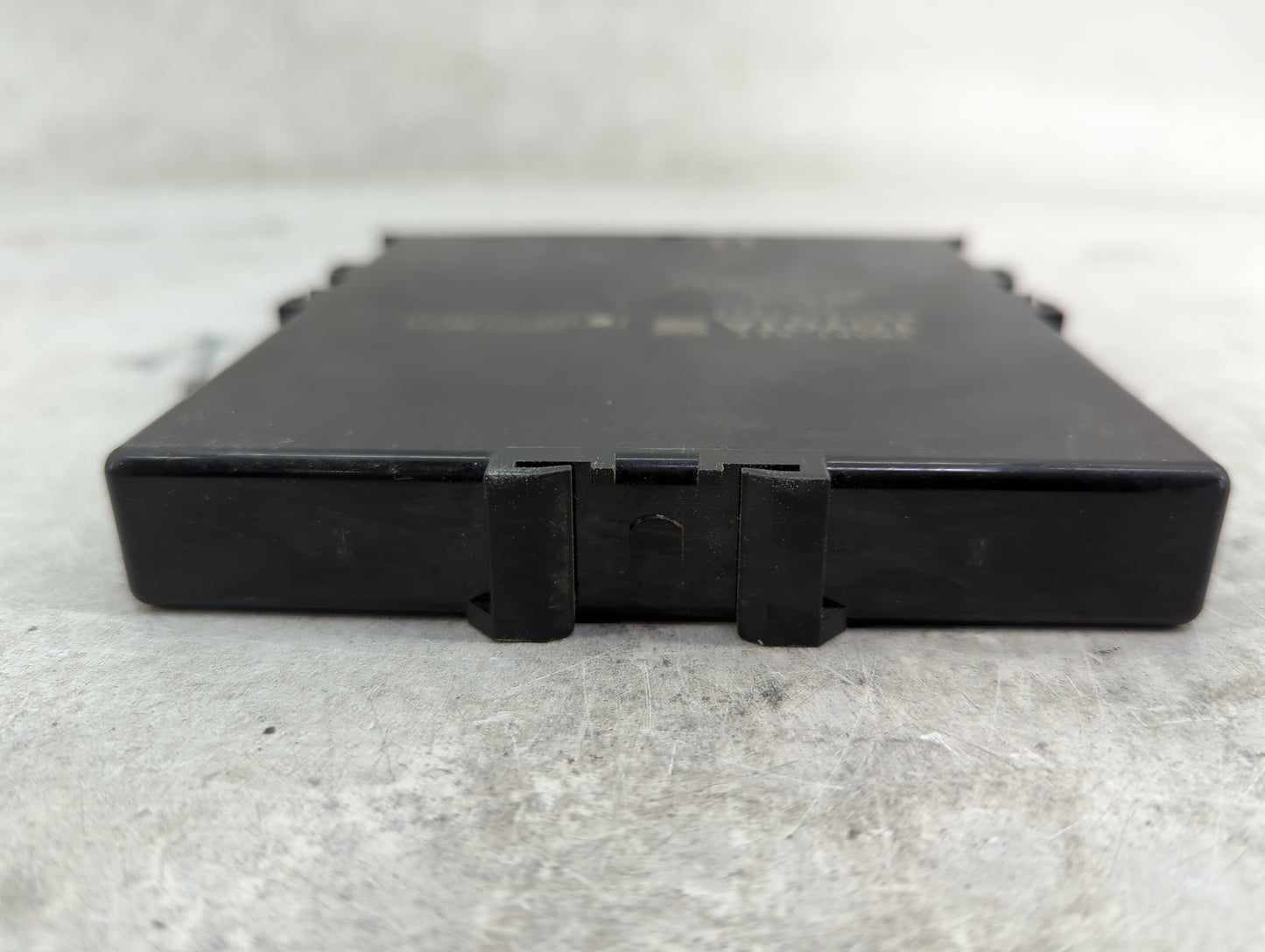 2015-2019 Toyota Prius C Theft-locking Control Module - Oemusedautoparts1.com