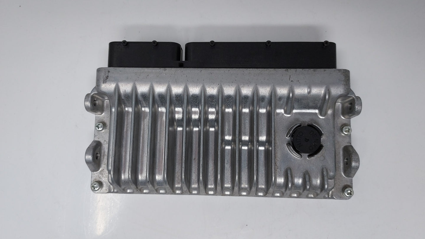 2016-2017 Toyota Prius C PCM Engine Control Computer ECU ECM PCU OEM P/N:89661-5C750 Fits Fits 2016 2017 OEM Used Auto Parts
