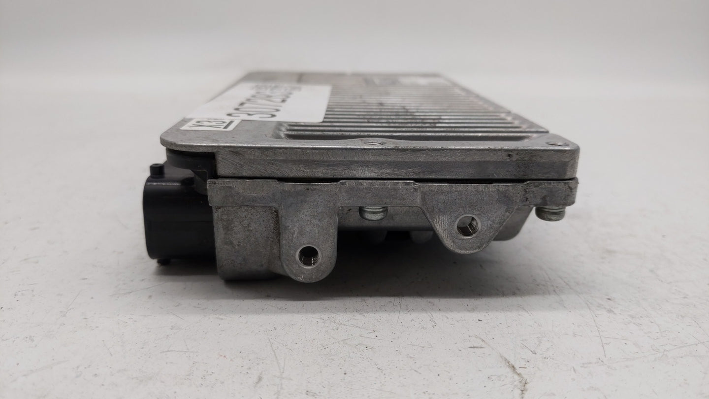 2016-2017 Toyota Prius C PCM Engine Control Computer ECU ECM PCU OEM P/N:89661-5C750 Fits Fits 2016 2017 OEM Used Auto Parts
