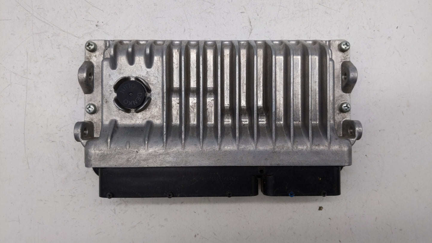 2016-2017 Toyota Prius C PCM Engine Control Computer ECU ECM PCU OEM P/N:89661-5C750 Fits Fits 2016 2017 OEM Used Auto Parts
