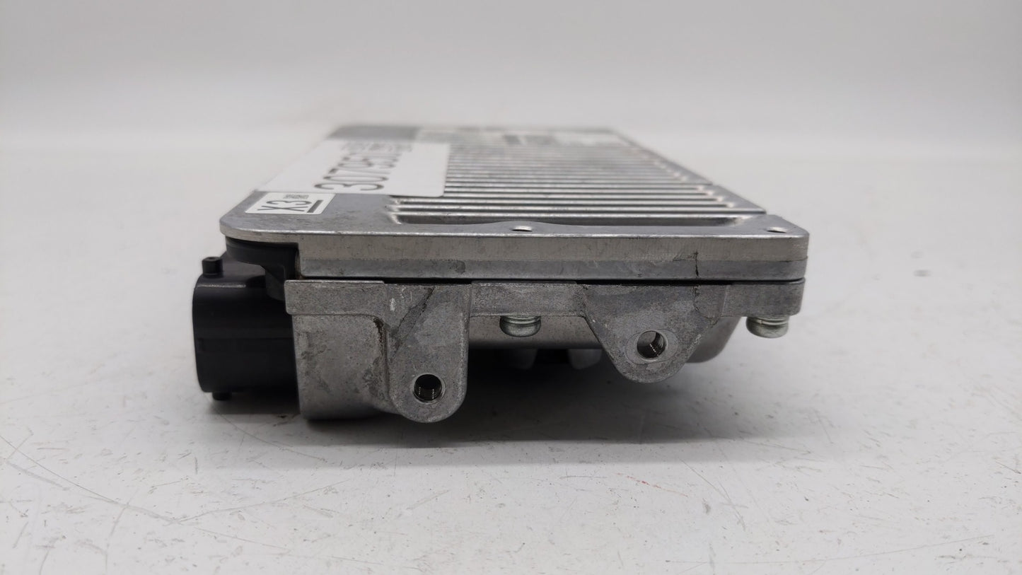 2016-2017 Toyota Prius C PCM Engine Control Computer ECU ECM PCU OEM P/N:89661-5C750 Fits Fits 2016 2017 OEM Used Auto Parts