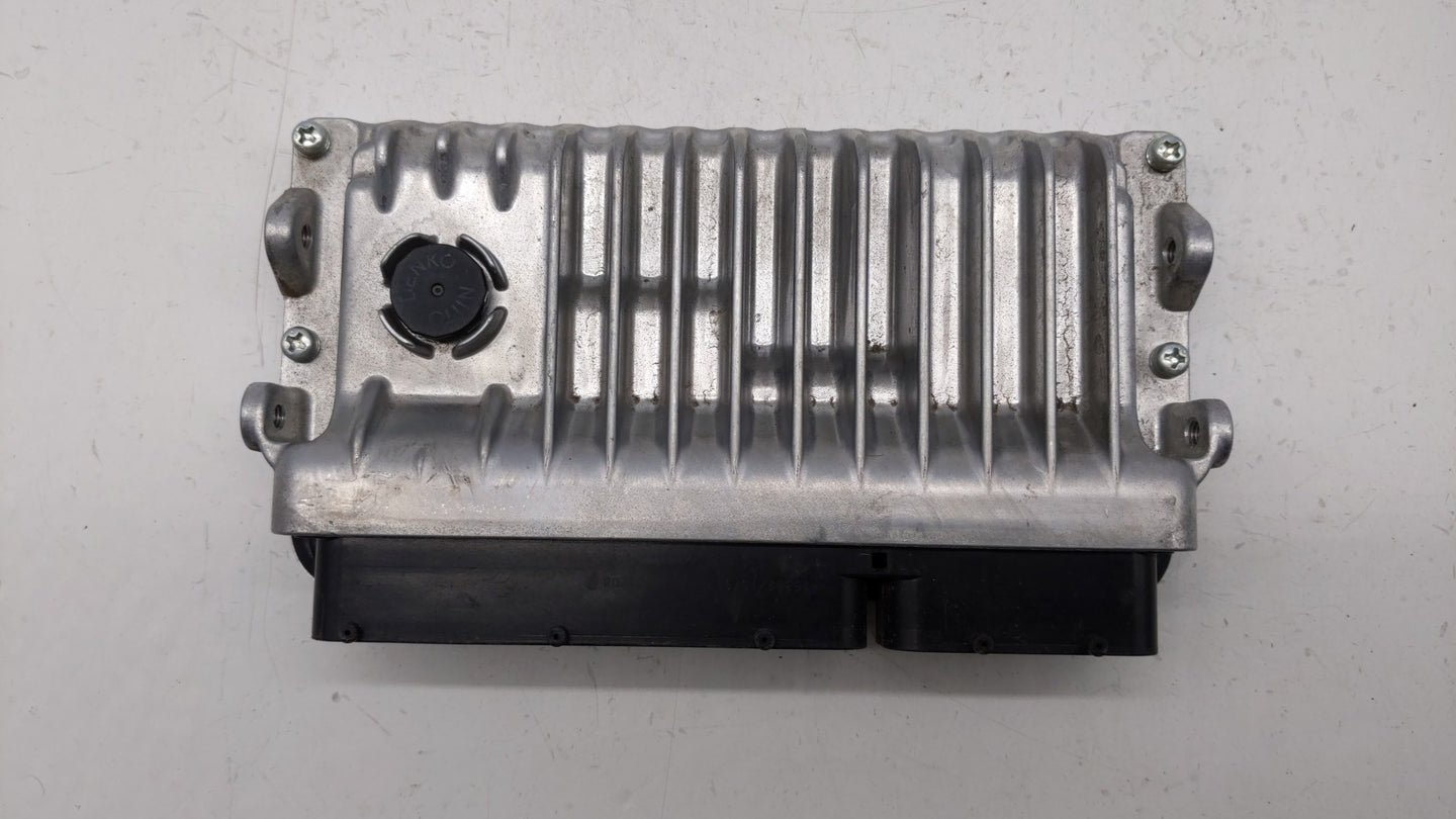 2016-2017 Toyota Prius C PCM Engine Control Computer ECU ECM PCU OEM P/N:89661-5C750 Fits Fits 2016 2017 OEM Used Auto Parts