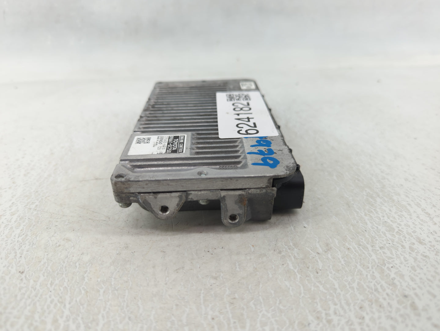 2016-2017 Toyota Prius C PCM Engine Control Computer ECU ECM PCU OEM P/N:89661-5C750 Fits Fits 2016 2017 OEM Used Auto Parts