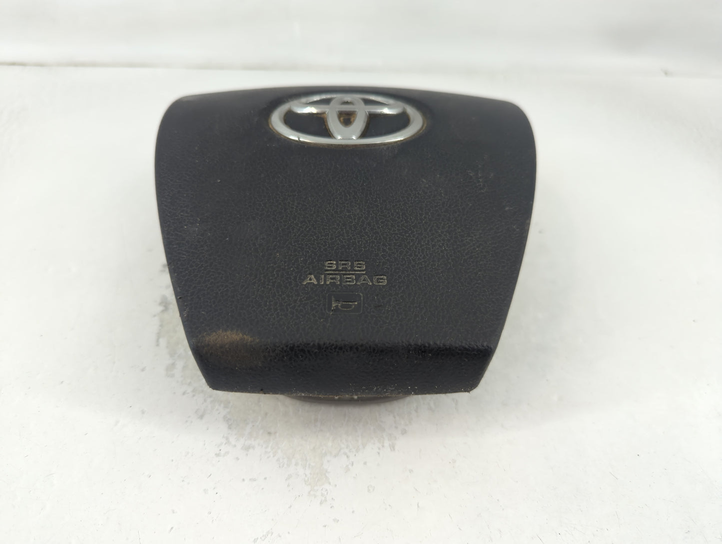 2016 Toyota Prius C Air Bag Driver Left Steering Wheel Mounted P/N:004061716AUX Fits Fits 2017 2018 2019 2020 2021 2022 OEM 