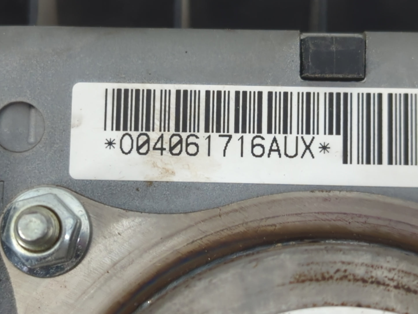 2016 Toyota Prius C Air Bag Driver Left Steering Wheel Mounted P/N:004061716AUX Fits Fits 2017 2018 2019 2020 2021 2022 OEM 