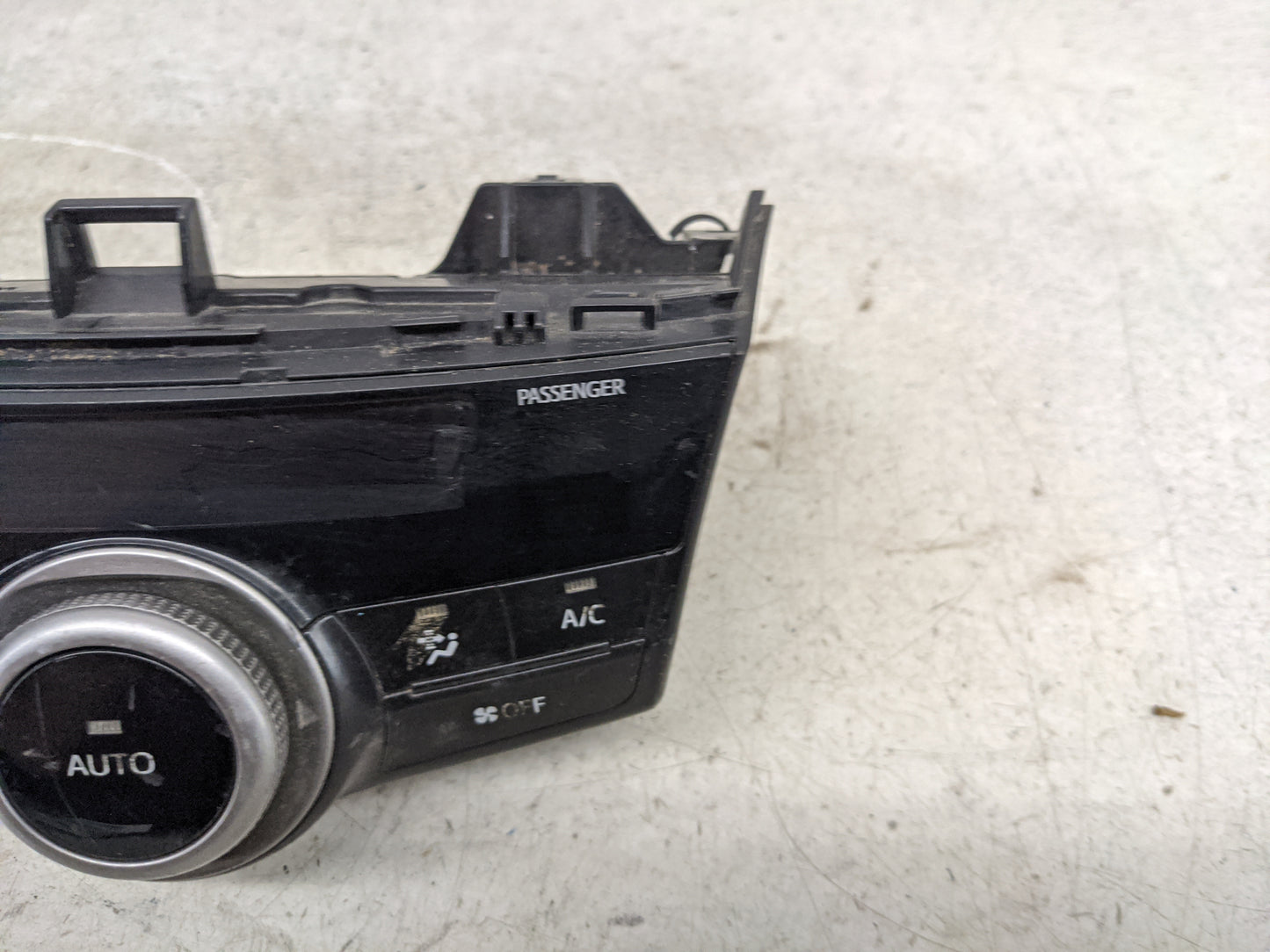 2015-2018 Toyota Prius V Climate Control Module Temperature AC/Heater Replacement P/N:55900-47151 237000-6632 Fits OEM Used 