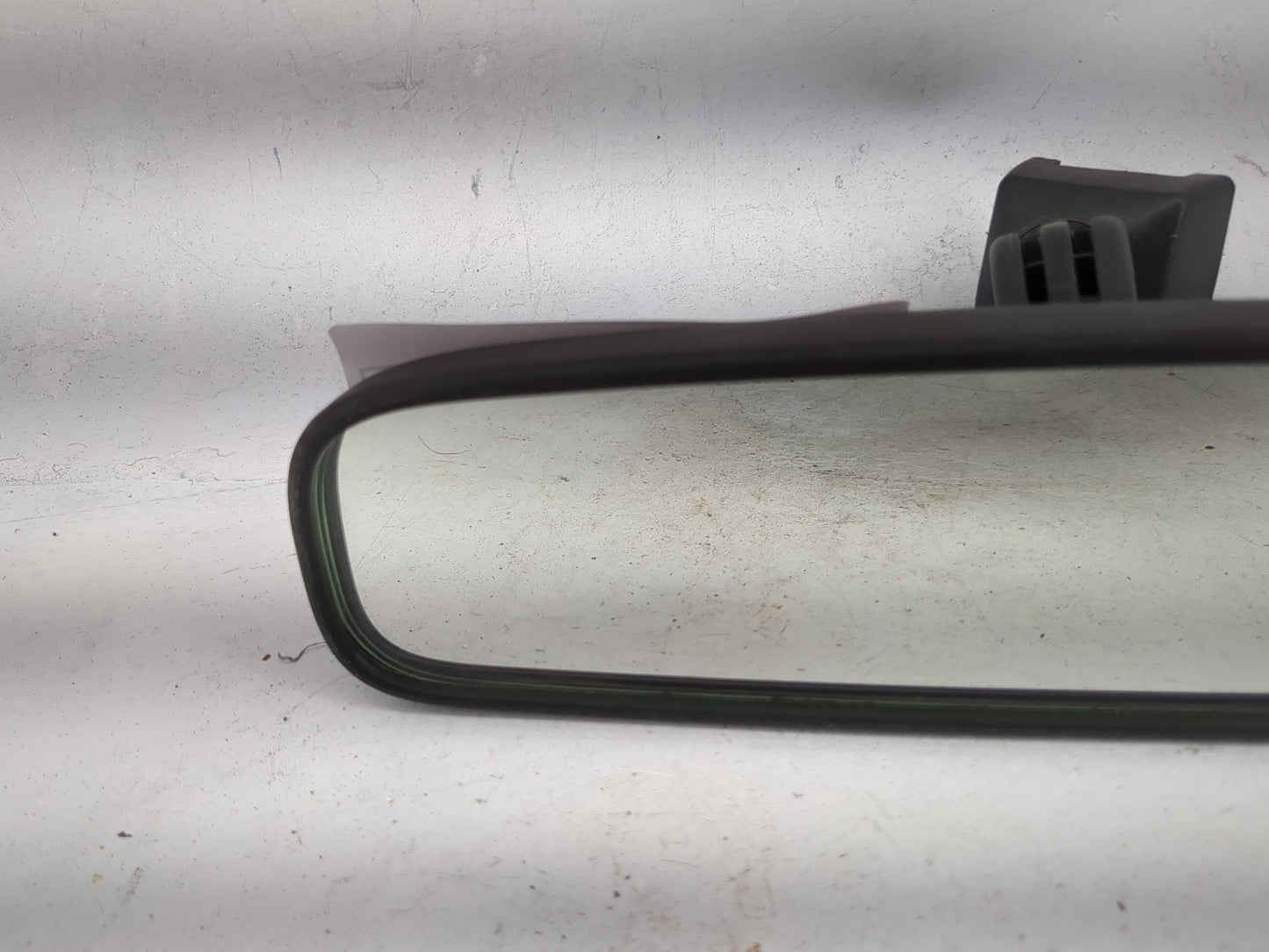 2016 Toyota Prius V Interior Rear View Mirror Replacement OEM P/N:E4 022197 E4 012197 Fits OEM Used Auto Parts - Oemusedauto