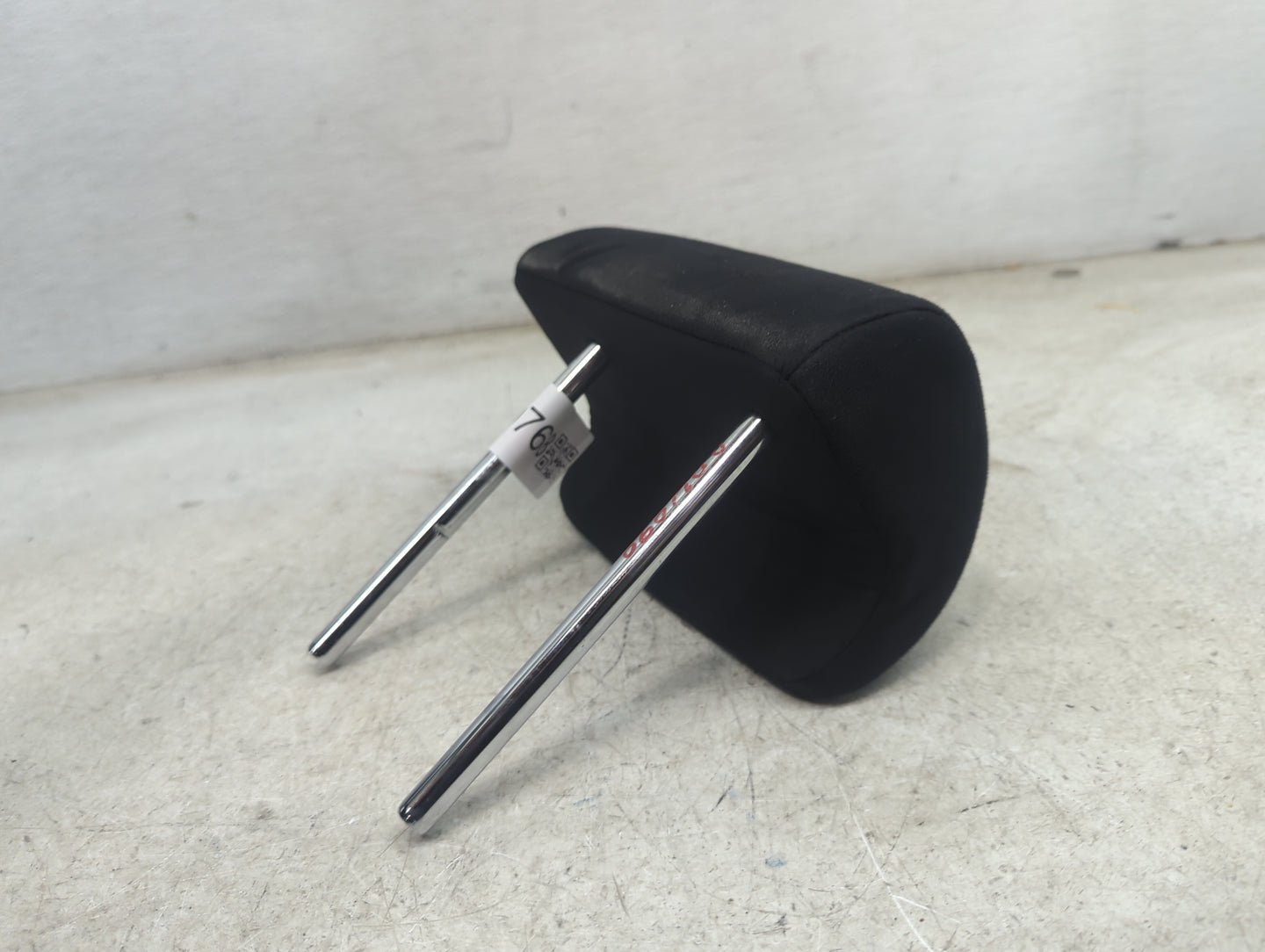 2016 Toyota Prius V Headrest Head Rest Rear Center Seat Fits OEM Used Auto Parts - Oemusedautoparts1.com