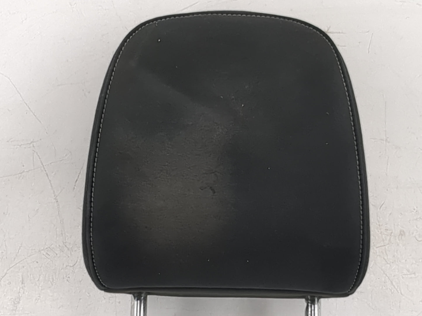 2016 Toyota Prius V Headrest Head Rest Front Driver Seat Black 1480836 - Oemusedautoparts1.com