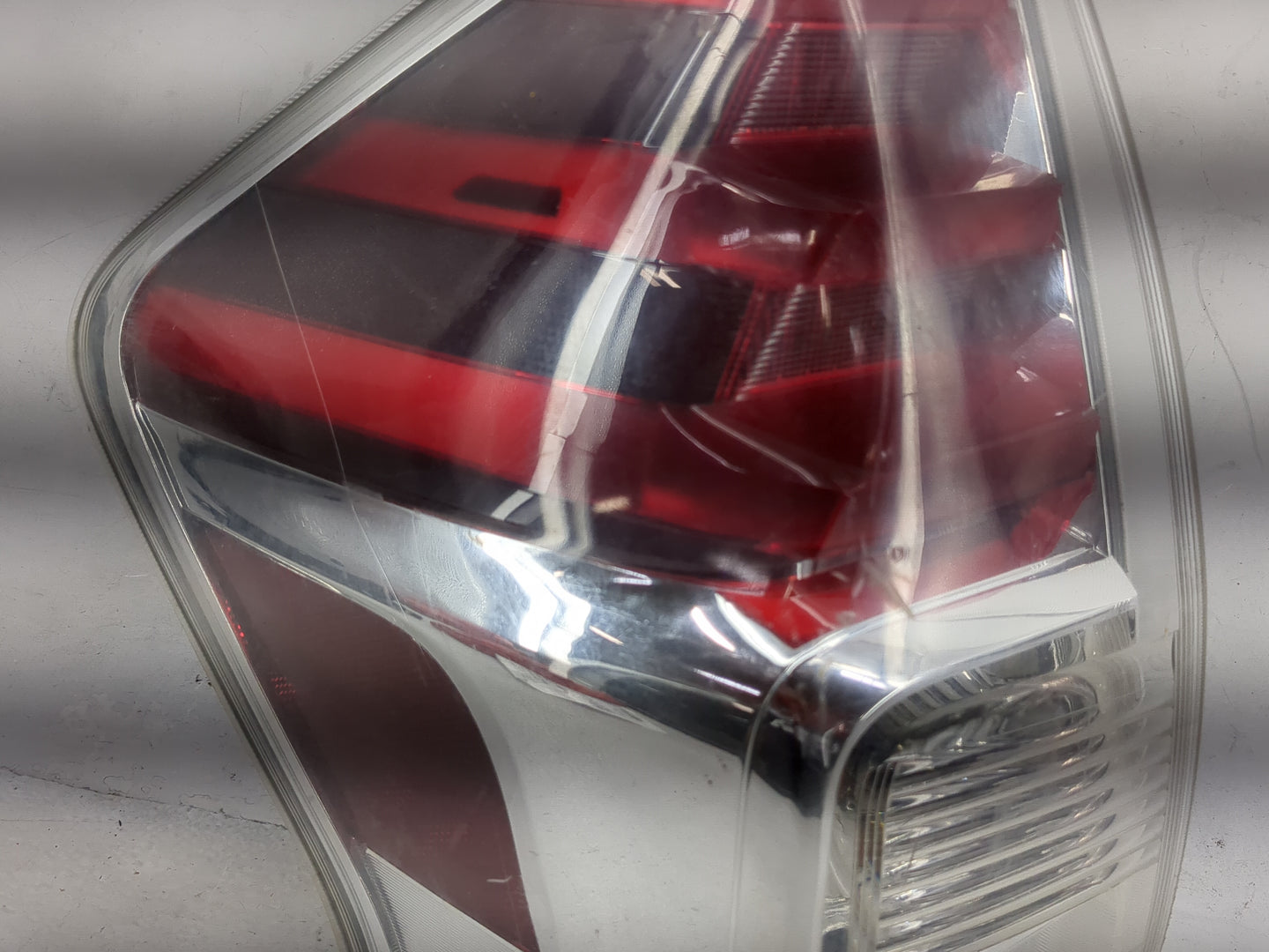 2016 Toyota Prius V Tail Light Assembly Driver Left OEM P/N:STANLEY 47-71 SAE AI3P2R3S3T Fits OEM Used Auto Parts - Oemuseda
