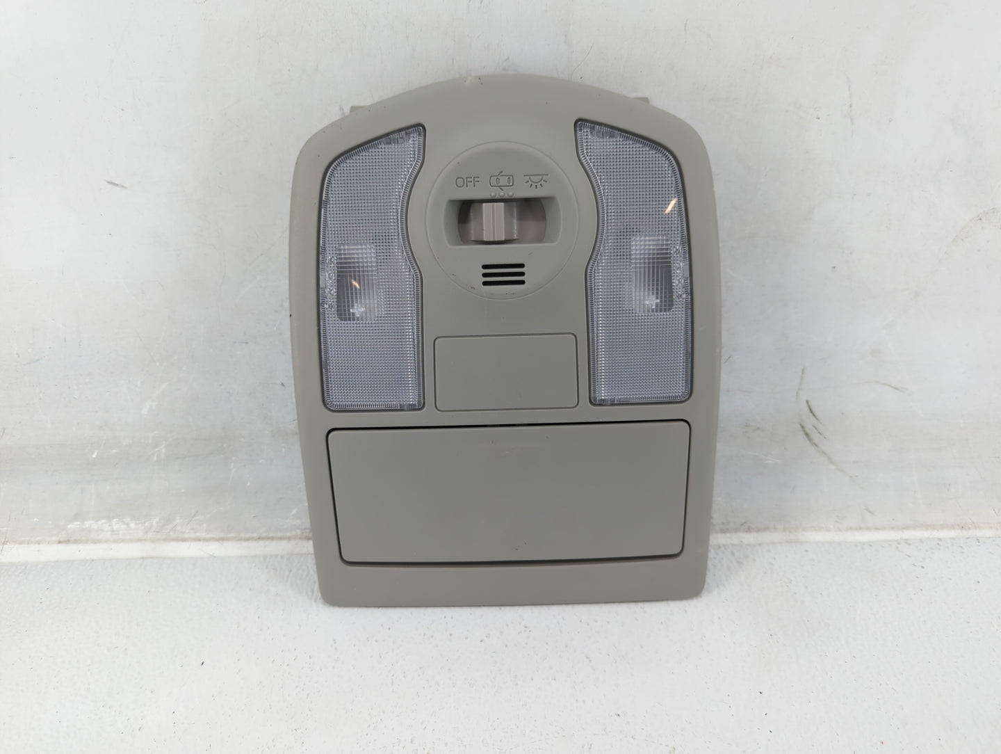 2016 Toyota Prius V Overhead Roof Console - Oemusedautoparts1.com