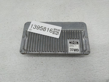 2016-2018 Toyota Rav4 PCM Engine Control Computer ECU ECM PCU OEM P/N:89661-42V91 Fits Fits 2016 2017 2018 OEM Used Auto Par