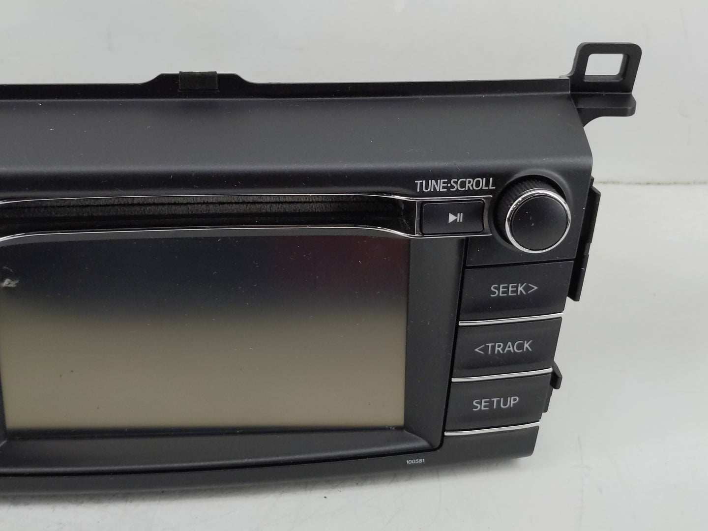2016-2018 Toyota Rav4 Radio AM FM Cd Player Receiver Replacement P/N:86140-0R170 Fits Fits 2016 2017 2018 OEM Used Auto Part