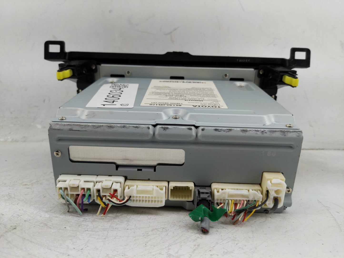 2016-2018 Toyota Rav4 Radio AM FM Cd Player Receiver Replacement P/N:86140-0R170 Fits Fits 2016 2017 2018 OEM Used Auto Part