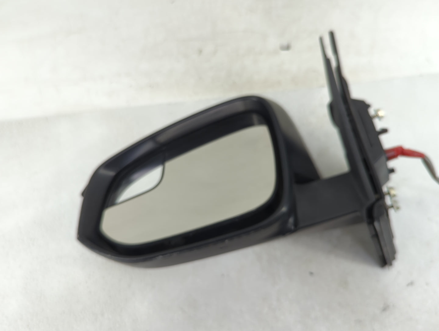 2016-2018 Toyota Rav4 Driver Side View Mirror - Left Door Mirror OEM Used - Oemusedautoparts1.com