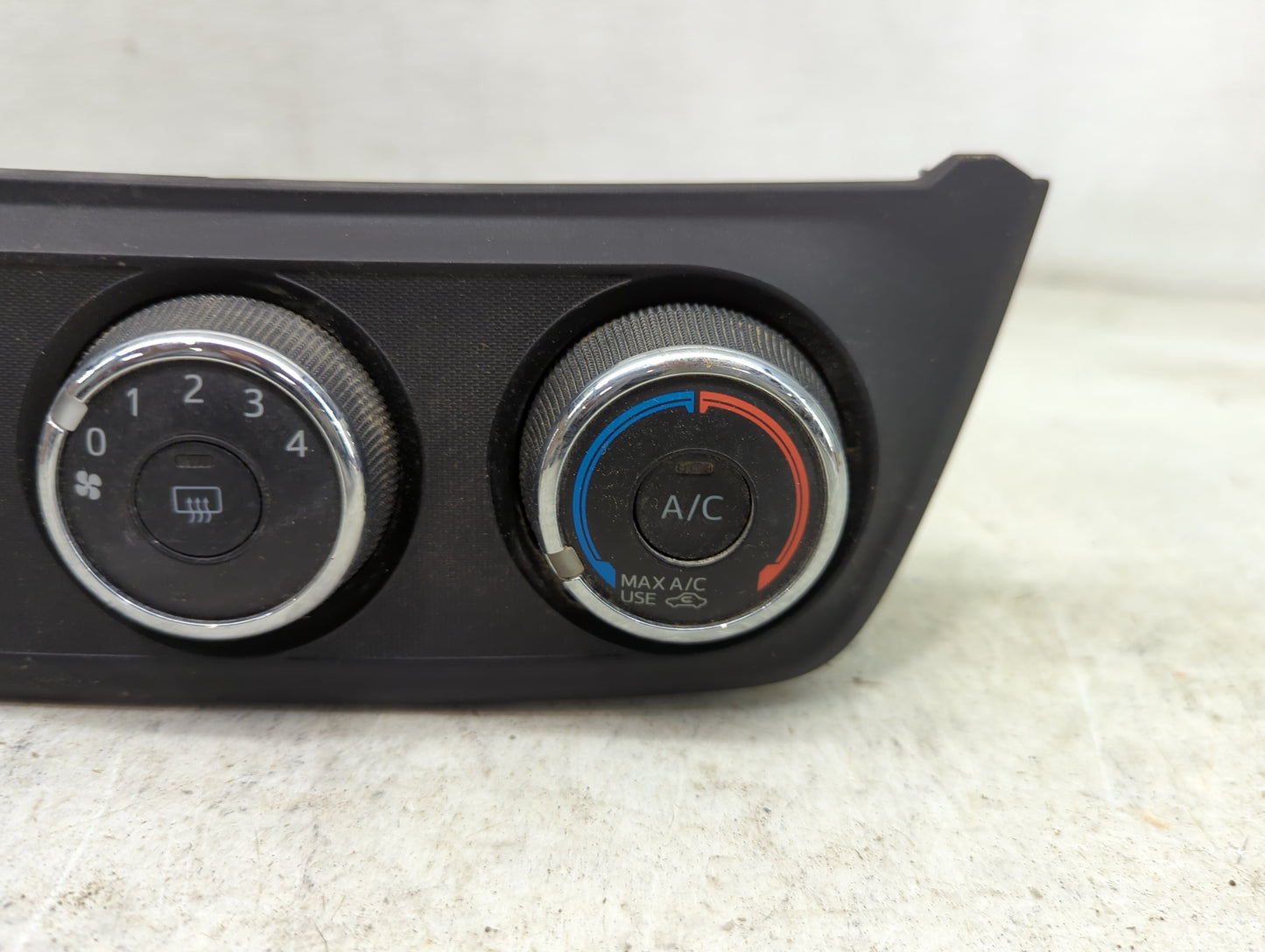 2013-2018 Toyota Rav4 Climate Control Module Temperature AC/Heater Replacement P/N:RH690-7S74 Fits OEM Used Auto Parts - Oem