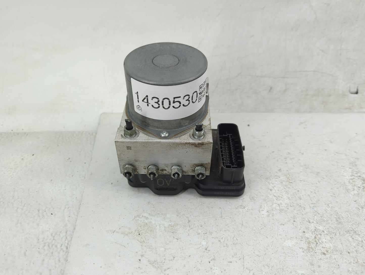 2016-2018 Toyota Rav4 ABS Pump Control Module Replacement P/N:89541-0R110 116040-43150 Fits Fits 2016 2017 2018 OEM Used Aut