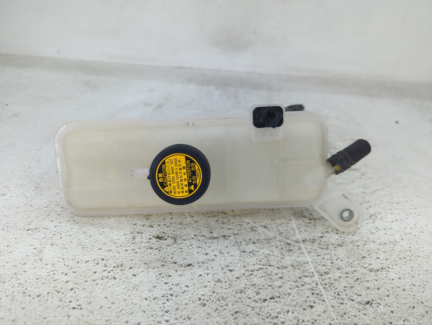 2006-2018 Toyota Rav4 Radiator Coolant Overflow Expansion Tank Bottle 1432022 - Oemusedautoparts1.com