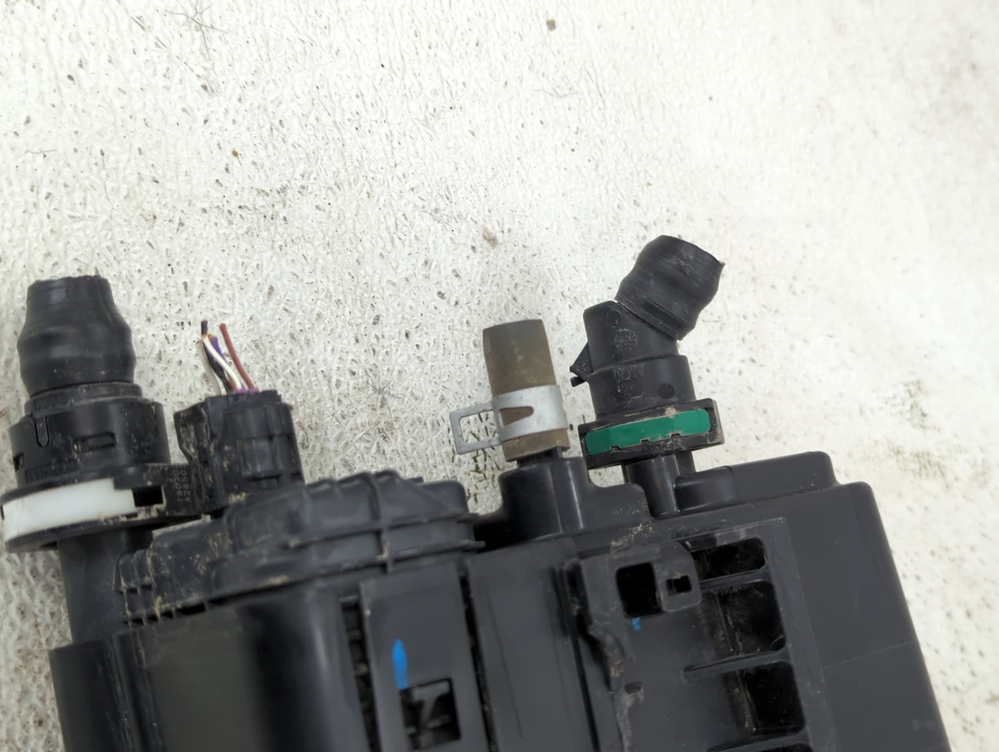 2016 Toyota Rav4 Fuel Vapor Charcoal Canister 1432032 - Oemusedautoparts1.com