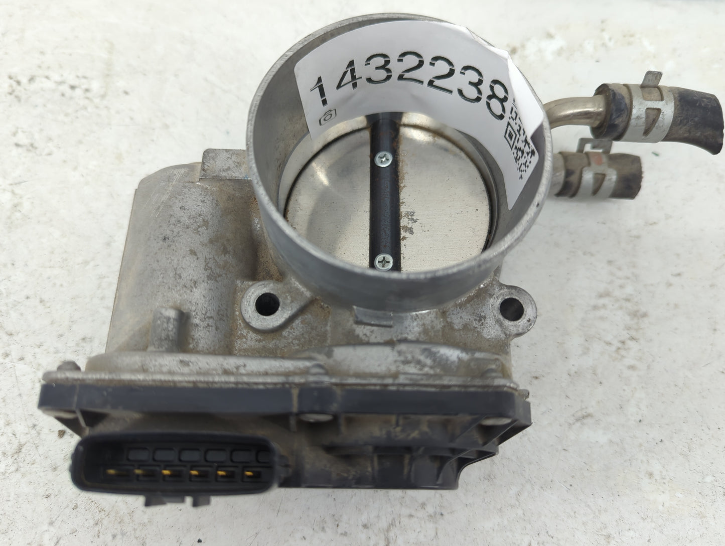2009-2018 Toyota Rav4 Throttle Body P/N:22030-0V010 Fits Fits 2009 2010 2011 2012 2013 2014 2015 2016 2017 2018 2019 OEM Use