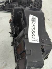 2013-2018 Toyota Rav4 Fusebox Fuse Box Panel Relay Module P/N:82662-42410 Fits Fits 2013 2014 2015 2016 2017 2018 2019 2020 