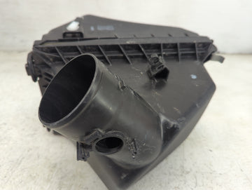 2013-2018 Toyota Rav4 Air Cleaner Intake-duct Hose Tube