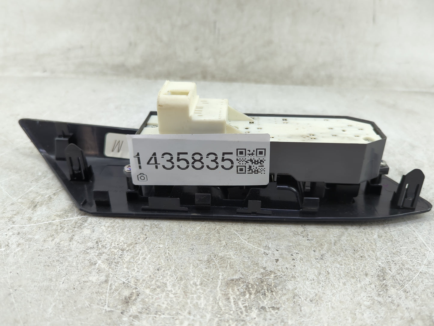 2013-2018 Toyota Rav4 Master Power Window Switch Replacement Driver Side Left P/N:74232-0R070 74232-0R060 Fits OEM Used Auto