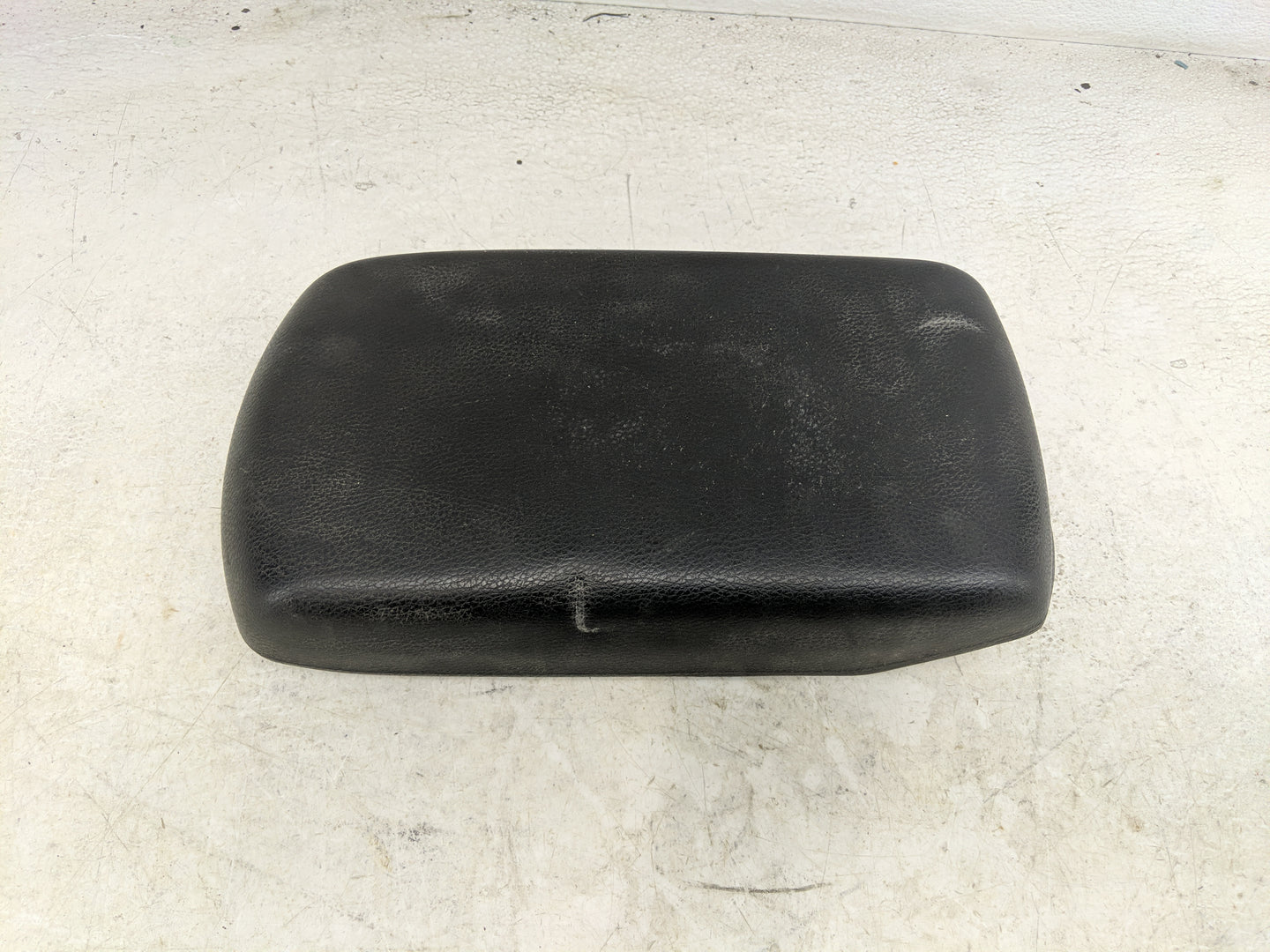 2016 Toyota Rav4 Center Console Armrest Cover Lid Fits OEM Used Auto Parts - Oemusedautoparts1.com
