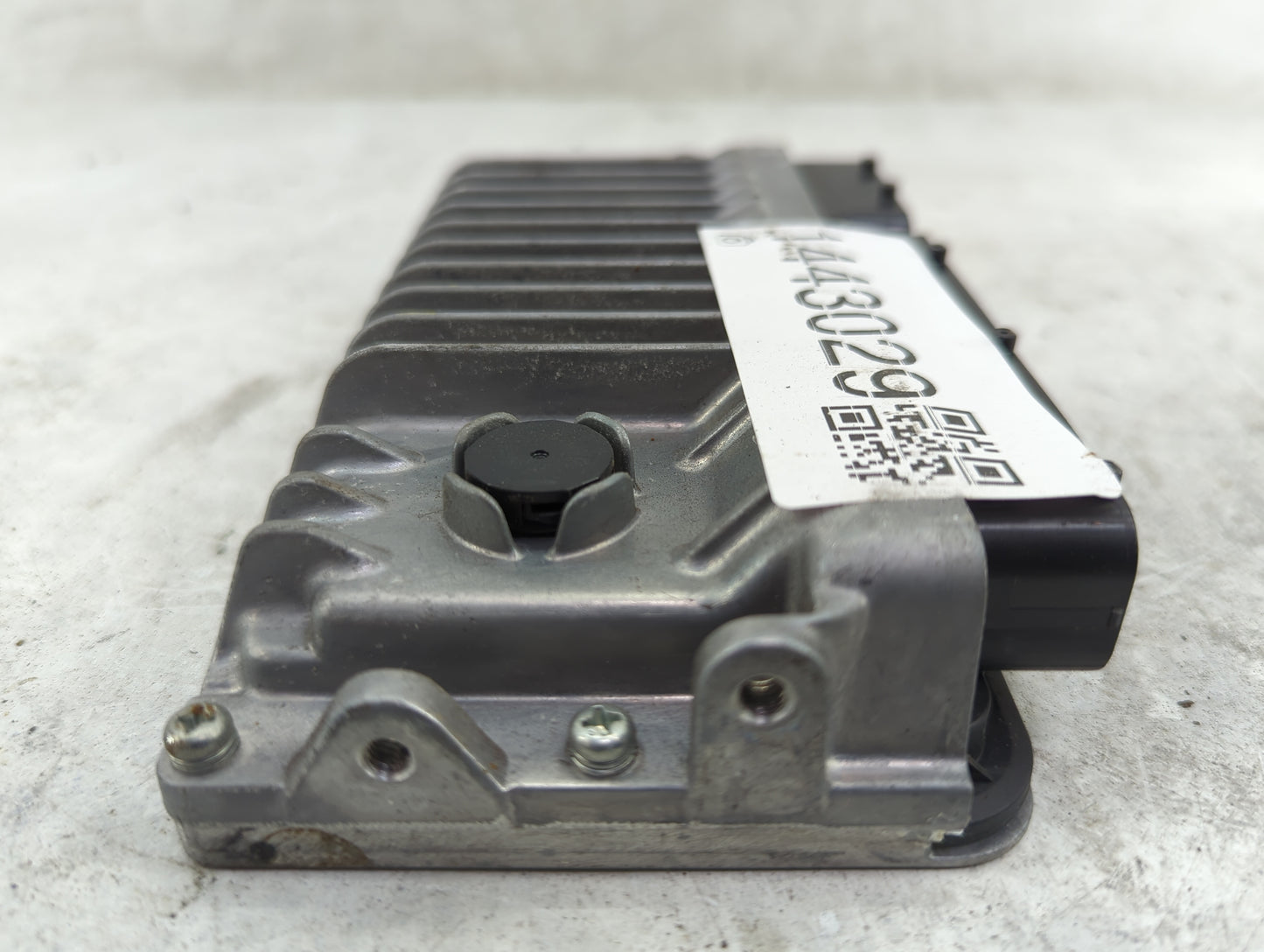 2016-2018 Toyota Rav4 PCM Engine Control Computer ECU ECM PCU OEM P/N:89661-0R510 TN275600-7591 Fits Fits 2016 2017 2018 OEM