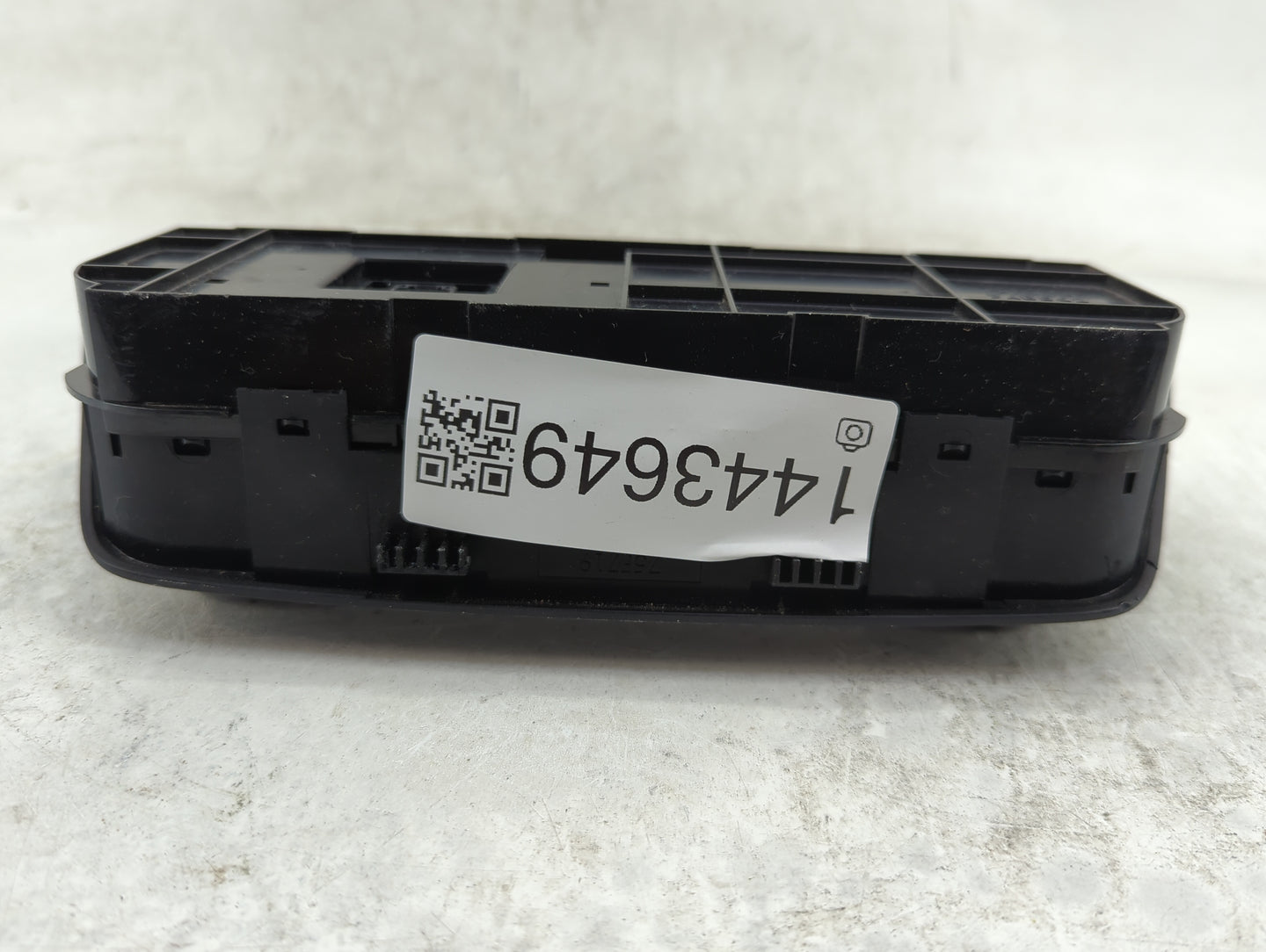 2016-2018 Toyota Rav4 Climate Control Module Temperature AC/Heater Replacement P/N:75F719 Fits Fits 2016 2017 2018 OEM Used 