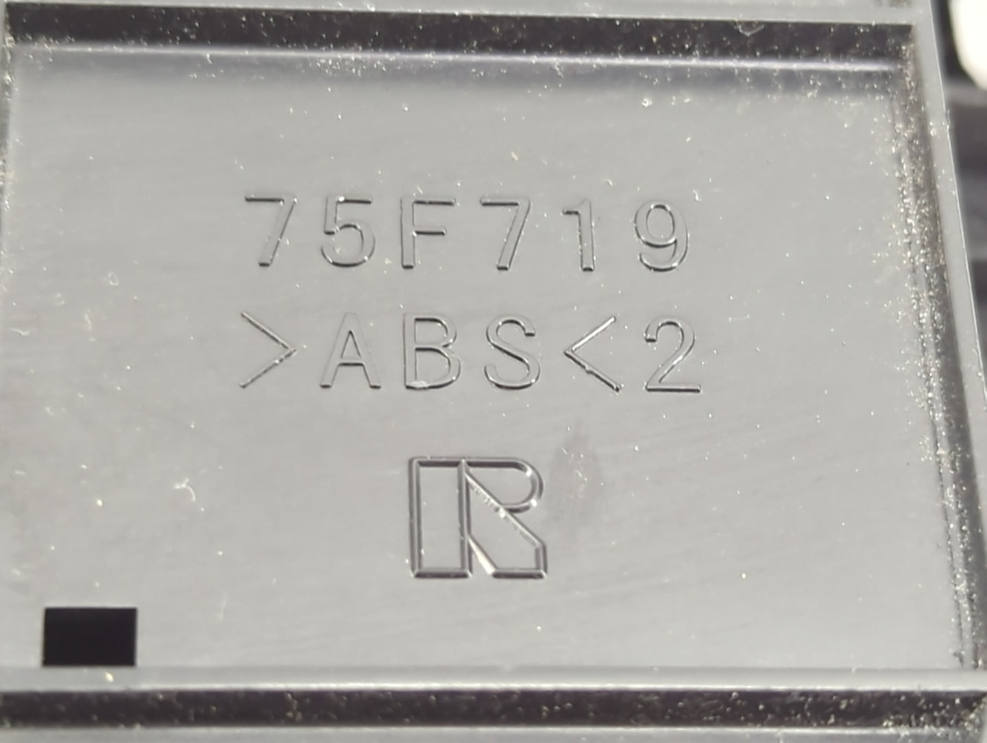 2016-2018 Toyota Rav4 Climate Control Module Temperature AC/Heater Replacement P/N:75F719 Fits Fits 2016 2017 2018 OEM Used 