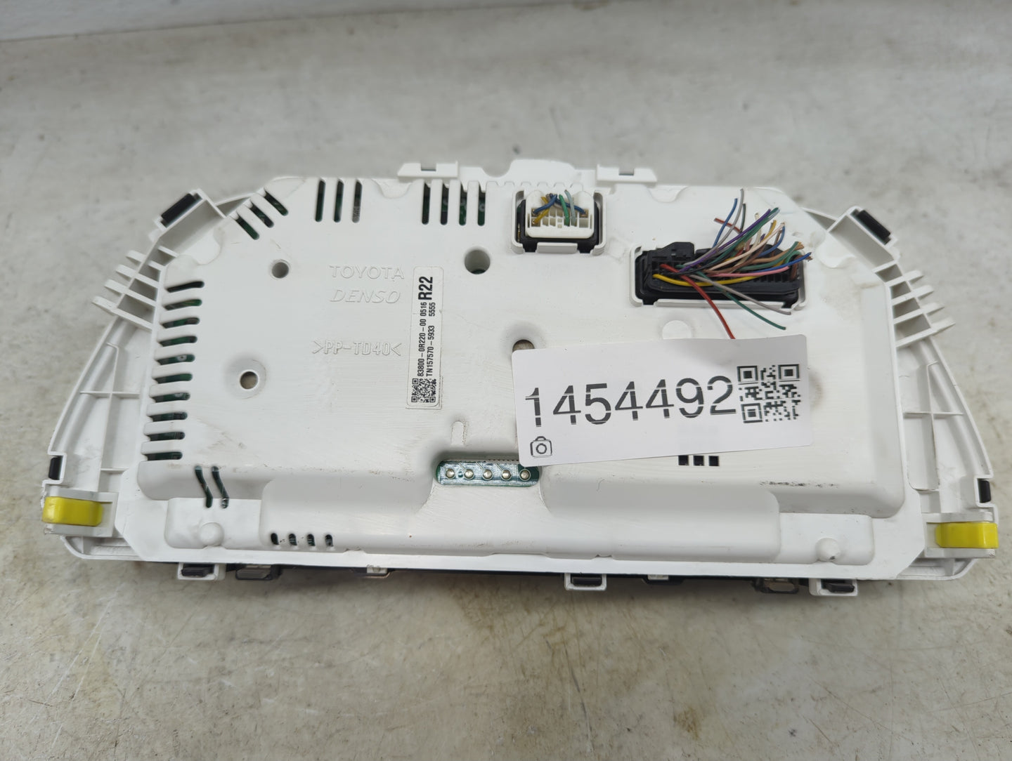 2016 Toyota Rav4 Instrument Cluster Speedometer Gauges P/N:83800-0R220-00 Miles: Fits OEM Used Auto Parts - Oemusedautoparts