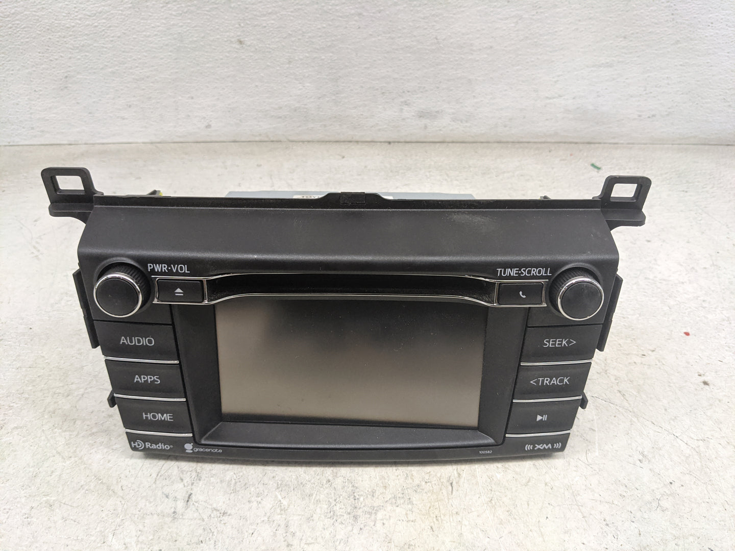 2016-2018 Toyota Rav4 Radio AM FM Cd Player Receiver Replacement P/N:86140-0R180 138000-9840C101 Fits Fits 2016 2017 2018 OE