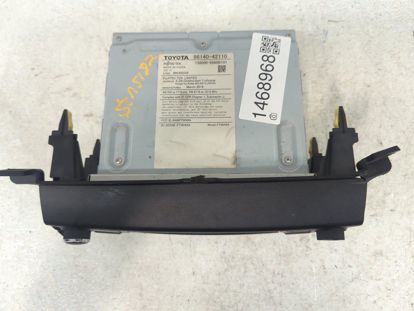 2016-2018 Toyota Rav4 Radio AM FM Cd Player Receiver Replacement P/N:86140-42110 138000-9880B101 Fits Fits 2016 2017 2018 OE