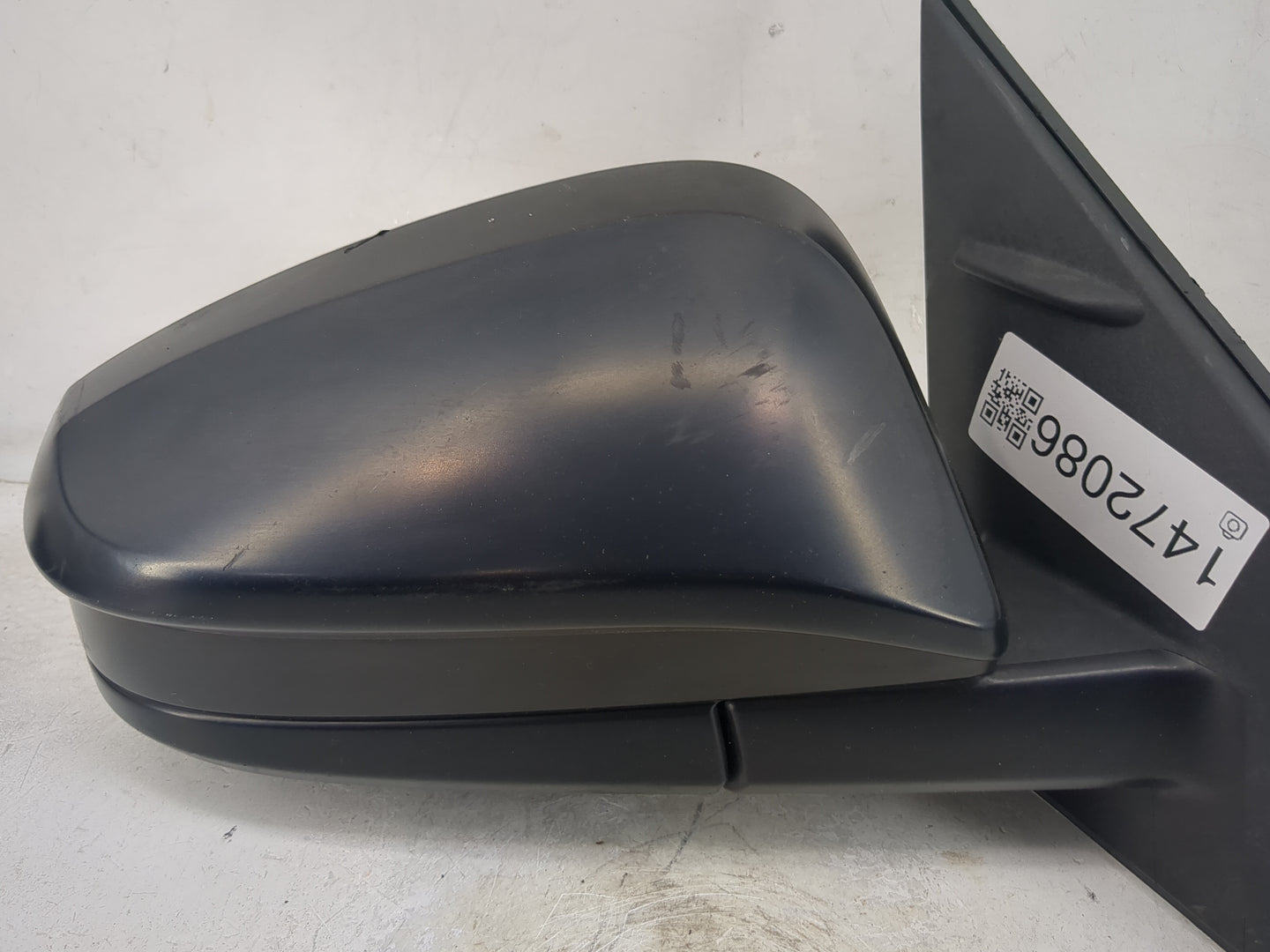 2016-2018 Toyota Rav4 Passenger Side View Mirror - Right Door Mirror OEM Used - Oemusedautoparts1.com