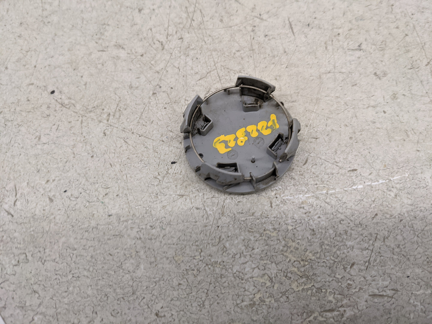 2016 Toyota Rav4 Rim Wheel Center Cap Black - Oemusedautoparts1.com