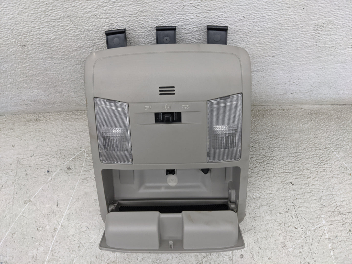2016-2018 Toyota Rav4 Overhead Roof Console Gray - Oemusedautoparts1.com